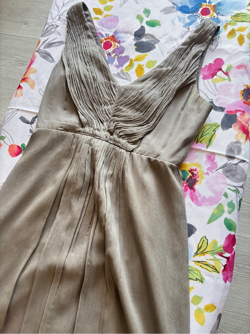 Elegant Pleated V-Neck Women's Dress in Taupe 100% Silk